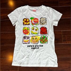 ⭐️NWT - Crewcuts Girls Size 14 T-Shirt with cute glitter Sandwich design